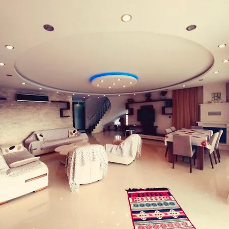 Luxurious With Overlooking The Aegean Sea And The Island Samos Holiday home *