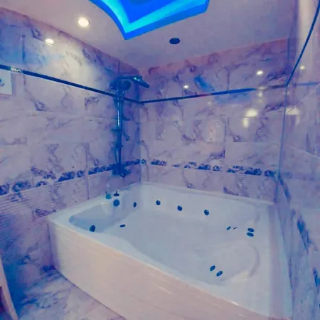 Luxurious With Overlooking The Aegean Sea And The Island Samos Holiday home *