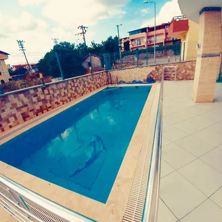 Luxurious With Overlooking The Aegean Sea And The Island Samos Holiday home Kusadasi