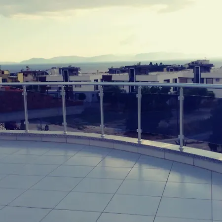Luxurious With Overlooking The Aegean Sea And The Island Samos Kusadasi
