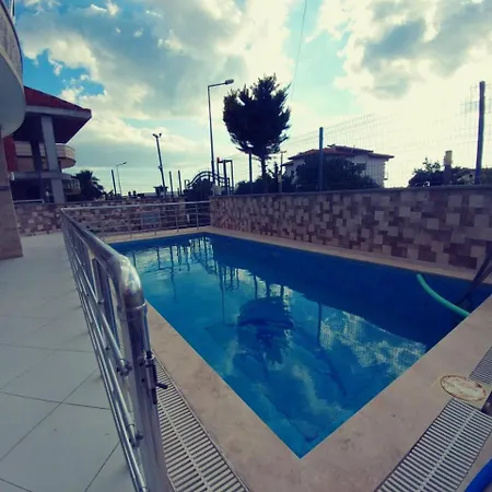 Luxurious With Overlooking The Aegean Sea And The Island Samos Kusadasi
